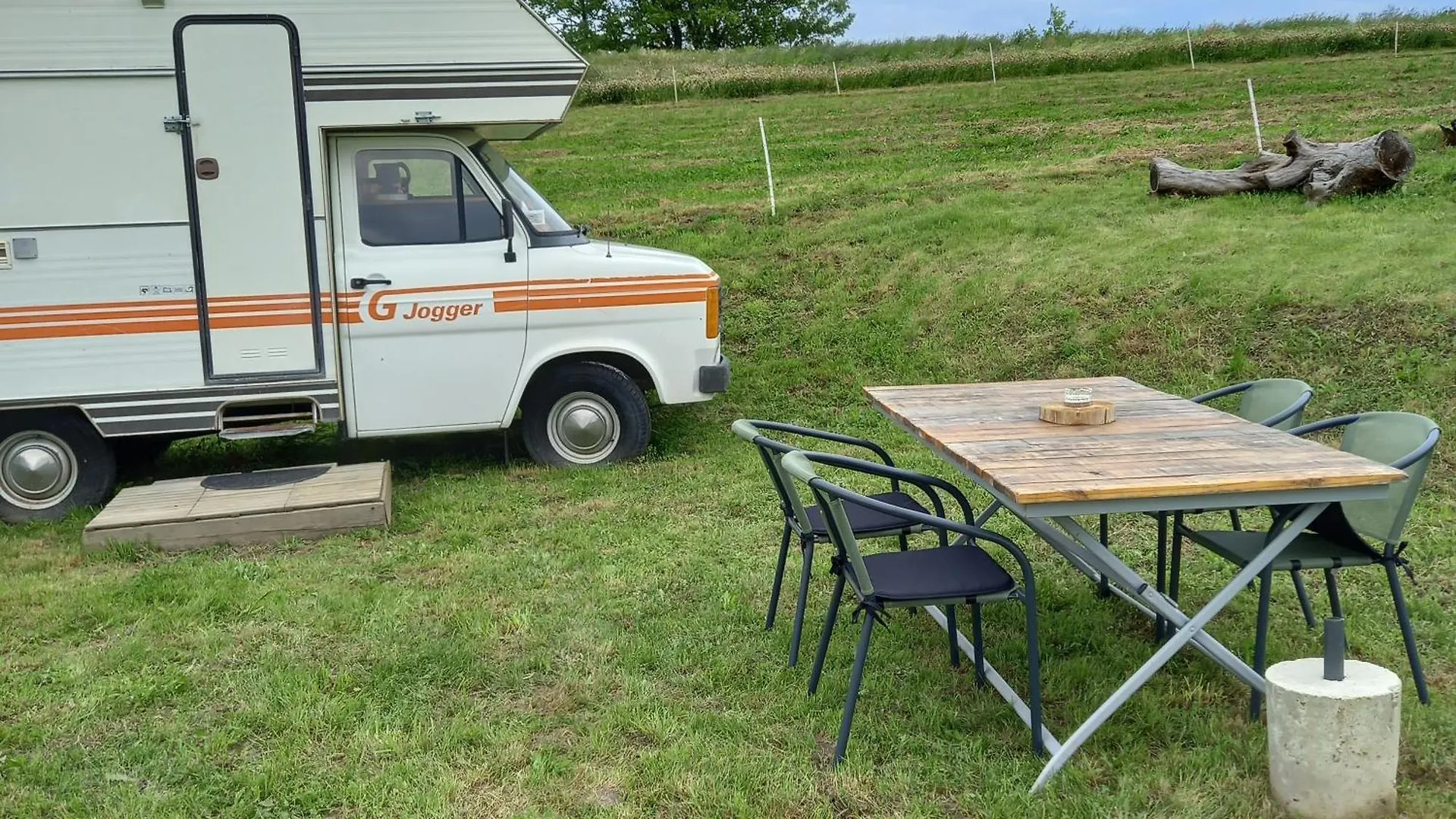Campsite Camping Car Vintage Saint-Barthelemy-le-Plain