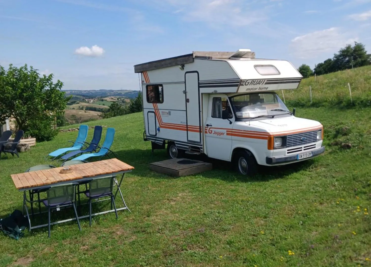 Campsite Camping Car Vintage Saint-Barthelemy-le-Plain France