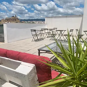 https://apartamentos-turisticos-cordoba-califal.es-andalucia.com